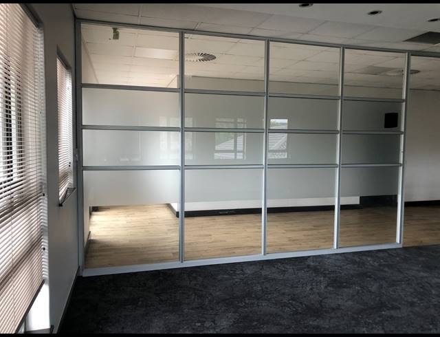 732M² OFFICE TO LET IN HYDE PARK